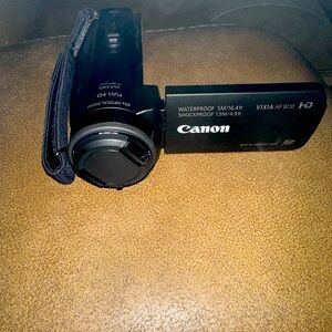 Canon Vixia HF W10